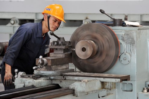 Nguy cơ Việt Nam chỉ là nền kinh tế 'gia công'