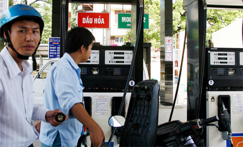 Tan biến giấc mơ giảm giá khi xăng dầu IPO