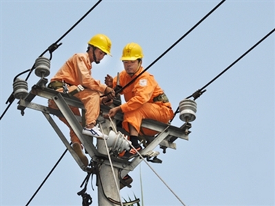 Chưa phải lúc tăng giá điện