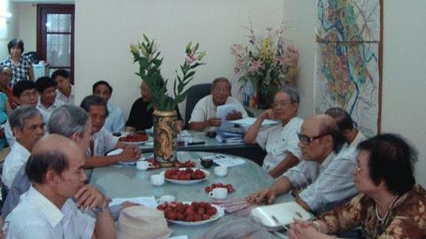 Cổng chào chào ai?