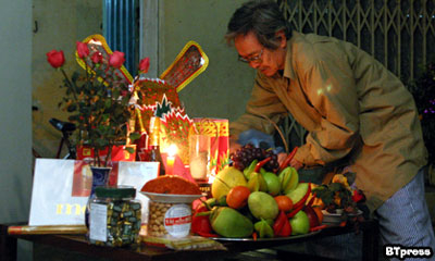 Cúng ai trong lễ giao thừa?