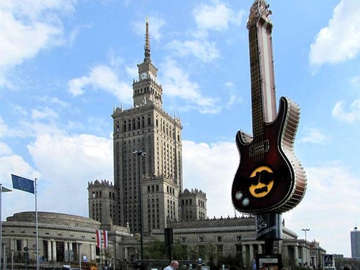 Cung Văn hóa tại Warszawa sẽ được tu sửa trong năm nay.
