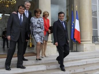 Chính phủ của tổng thống Pháp Sarkozy họp phiên cuối cùng