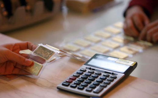 Người vay vàng khốn đốn