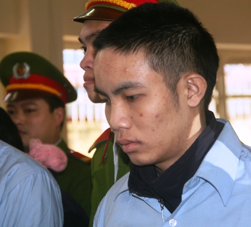 "Tin lời Lê Văn Luyện sao không tin cháu Bích?"