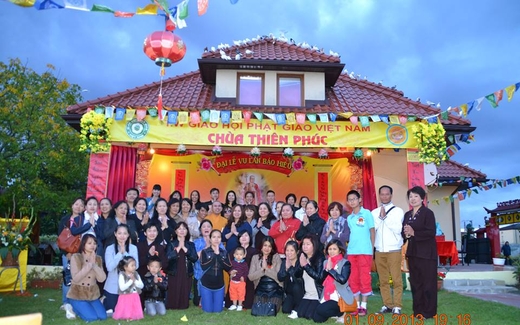 Đại lễ Vu Lan  Phật lịch 2557 tại  chùa Thiên Phúc, Ba Lan.