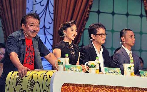 Giải trí truyền hình: Điểm nóng giám khảo