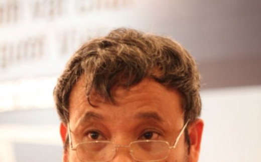 "Văn hóa Việt đang xuống dốc vì nhiều vấn đề phát triển... lộn ngược"