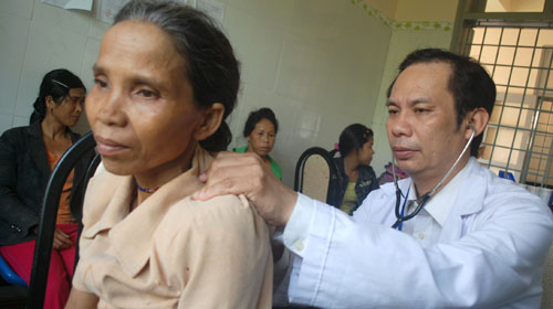 Khắp nơi thiếu bác sĩ