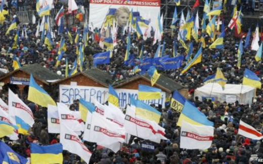 Tiếp tục biểu tình ở Kiev