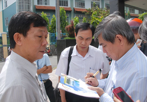 Ai chịu trách nhiệm?