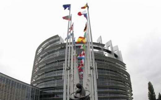 Tình báo: Nghị viện Châu Âu muốn hạn chế Mỹ tiếp cận các dữ kiện ngân hàng