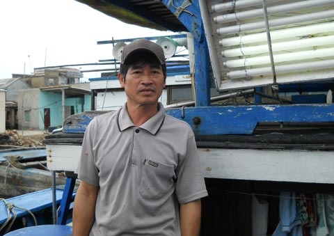 Tàu cá đồng loạt nằm bờ, ngư dân "đói"…Tết