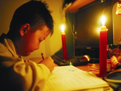 Lỗ của EVN chia đều cho các đợt tăng giá