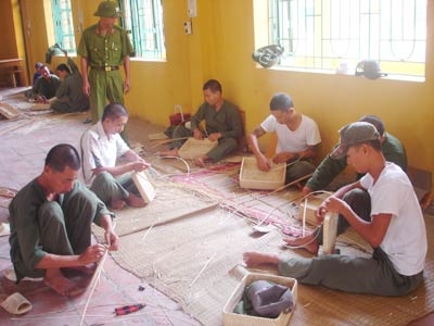 Những người bị gia đình chối bỏ