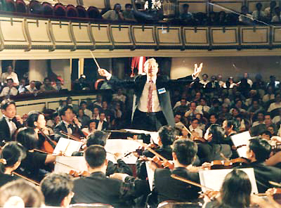 Giải thưởng nghệ thuật thừa thãi scandal