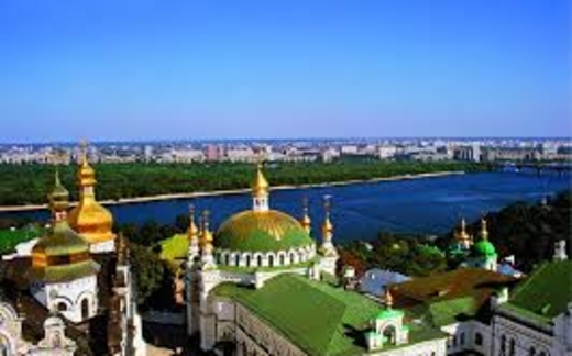 CHÍNH SÁCH CỦA BA LAN ĐỐI VỚI VẤN ĐỀ UCRAINA