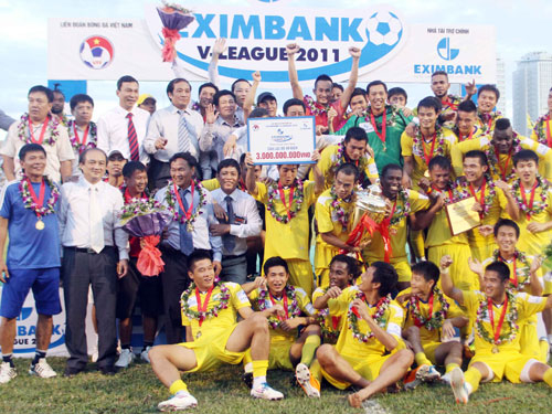 VFF “giật mình” về tiền bản quyền