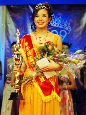 Kiều Khanh đăng quang Hoa hậu Việt Nam tại châu Âu