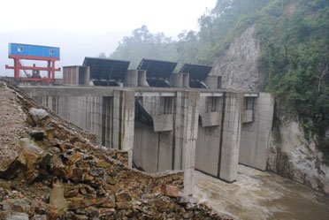 Hàng chục đập thủy điện chưa được kiểm định