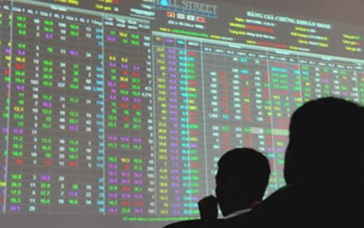 Tiêu tán tài sản khi vàng giảm, chứng khoán tụt