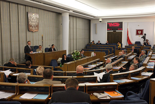 „BA LAN. TÔI SINH SỐNG Ở ĐÂY.
NHỮNG GIẢI PHÁP MỚI VỀ LUẬT
LIÊN QUAN ĐẾN NGƯỜI NƯỚC NGOÀI”