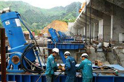 Nói và làm: DN Nhà nước vay, lỗ ai trả?