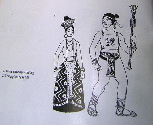 Dư luận đa chiều quanh chuyện ăn mặc của tổ tiên