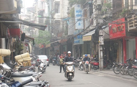 Chợ vàng, USD nhấp nhổm