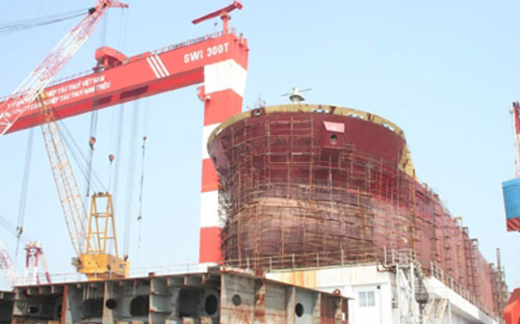 Doanh nghiệp vận tải biển bán tàu để trả nợ