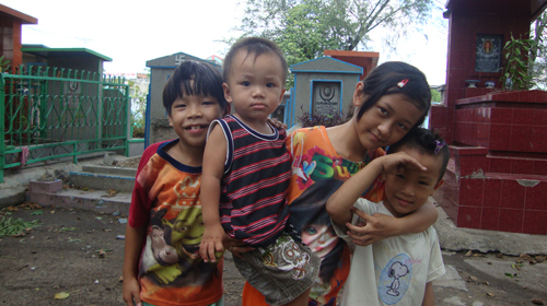 Tuổi thơ nơi “thành phố chết”