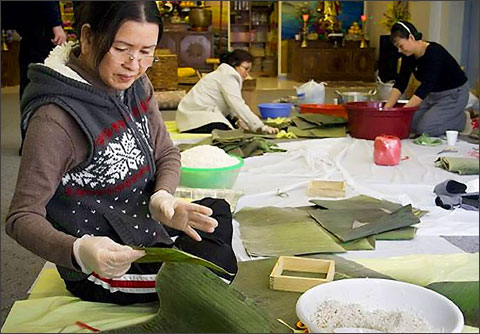 Giữ gìn gốc Việt