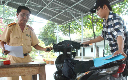 Chính phủ sẽ quyết vụ “xe không chính chủ”