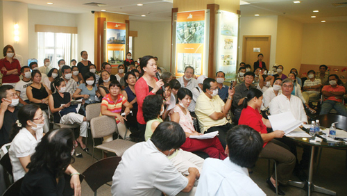 Tranh chấp chung cư: “Ông cũng gớm, bà cũng ghê”