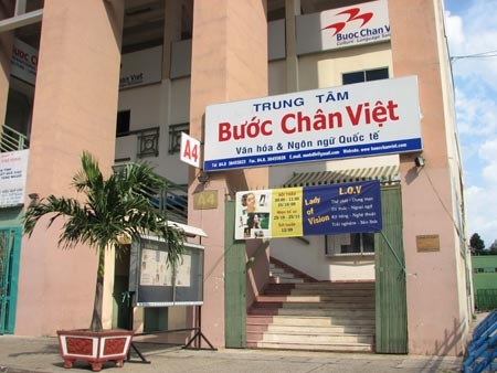 “Mượn đầu heo”... đào tạo thiếu nữ !