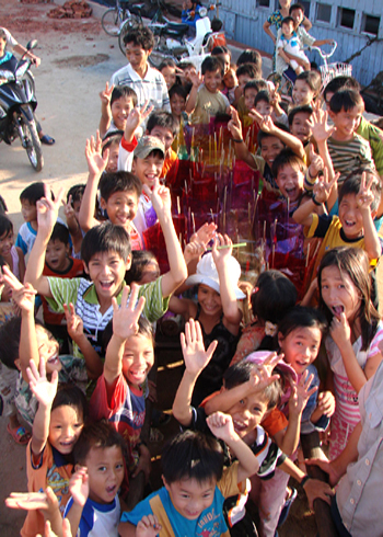 '20 năm nữa, cứ 4 chàng trai miền Trung thì một ế vợ'