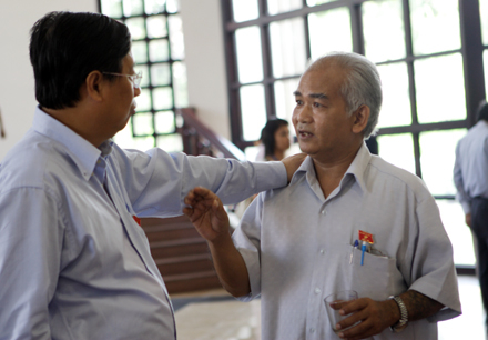 Không nên “cự tuyệt” hình thức khiếu nại đông người