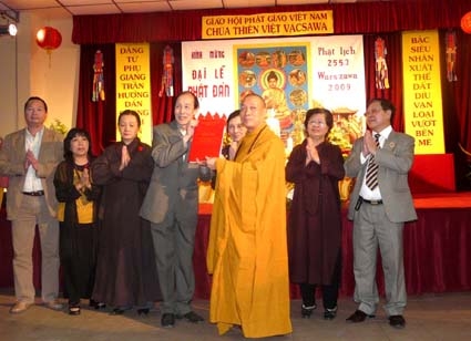 Người Việt ở Ba Lan - LỜI CẢM TẠ TẠI ĐẠI LỄ PHẬT ĐẢN