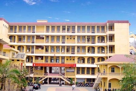 Trường ngoài công lập có bị “bố đẻ” bỏ rơi cho đến chết?