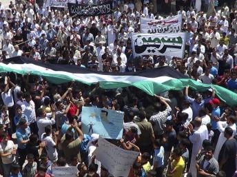 Quốc tế kêu gọi tăng sức ép lên Syria sau vụ thảm sát Treimsa