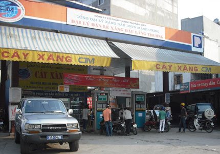 Petrolimex: Kêu lỗ, báo cáo tài chính lãi cả ngàn tỷ