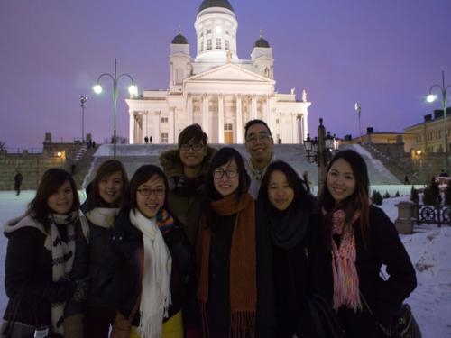 Du học sinh Việt Nam làm clip chúc tết quê hương