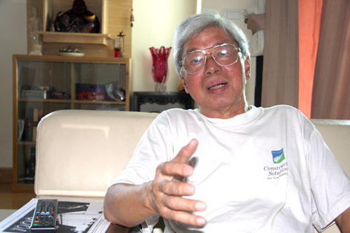 KTS Nguyễn Trực Luyện:Cổng chào hết 50 tỷ có phải ít đâu!