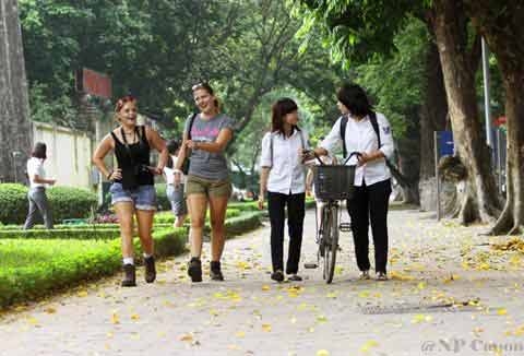 Du lịch khuyến mãi vẫn khó ‘vớt’ khách