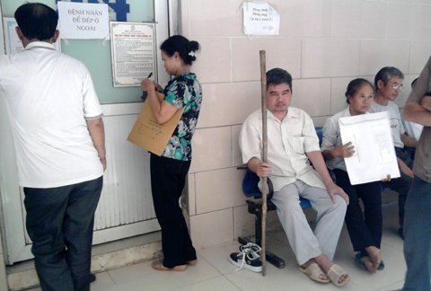 Tăng viện phí, người bệnh vẫn đóng thêm tiền!