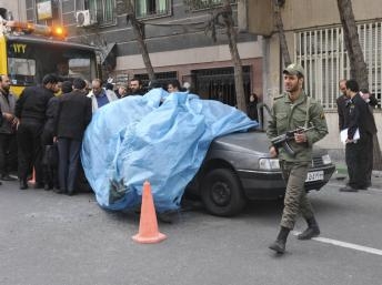 Một chuyên gia nguyên tử Iran bị ám sát