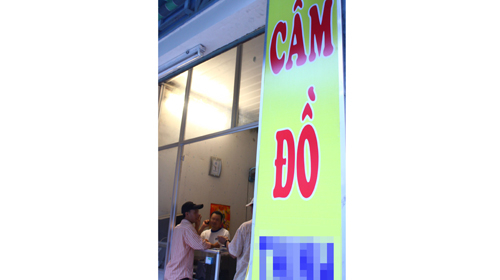 Tấp nập cầm đồ mùa World Cup
