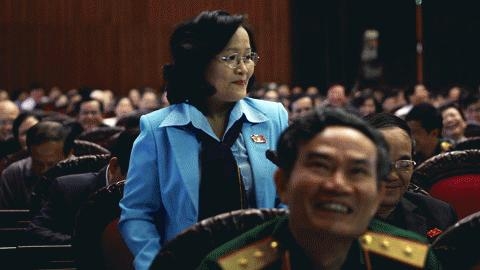 Càng lên cao, có thực tham nhũng càng ít?