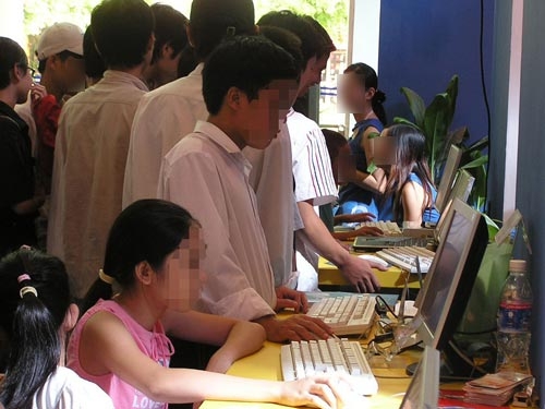 Bức xúc vấn đề dân sinh