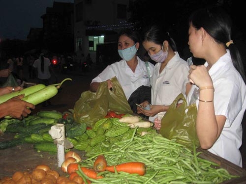 Công nhân có đủ sống?